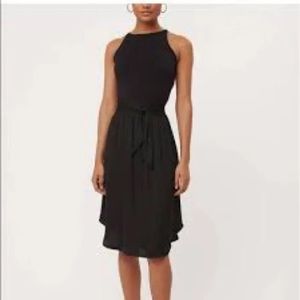 Mixed media tie waist pocket dress, black.